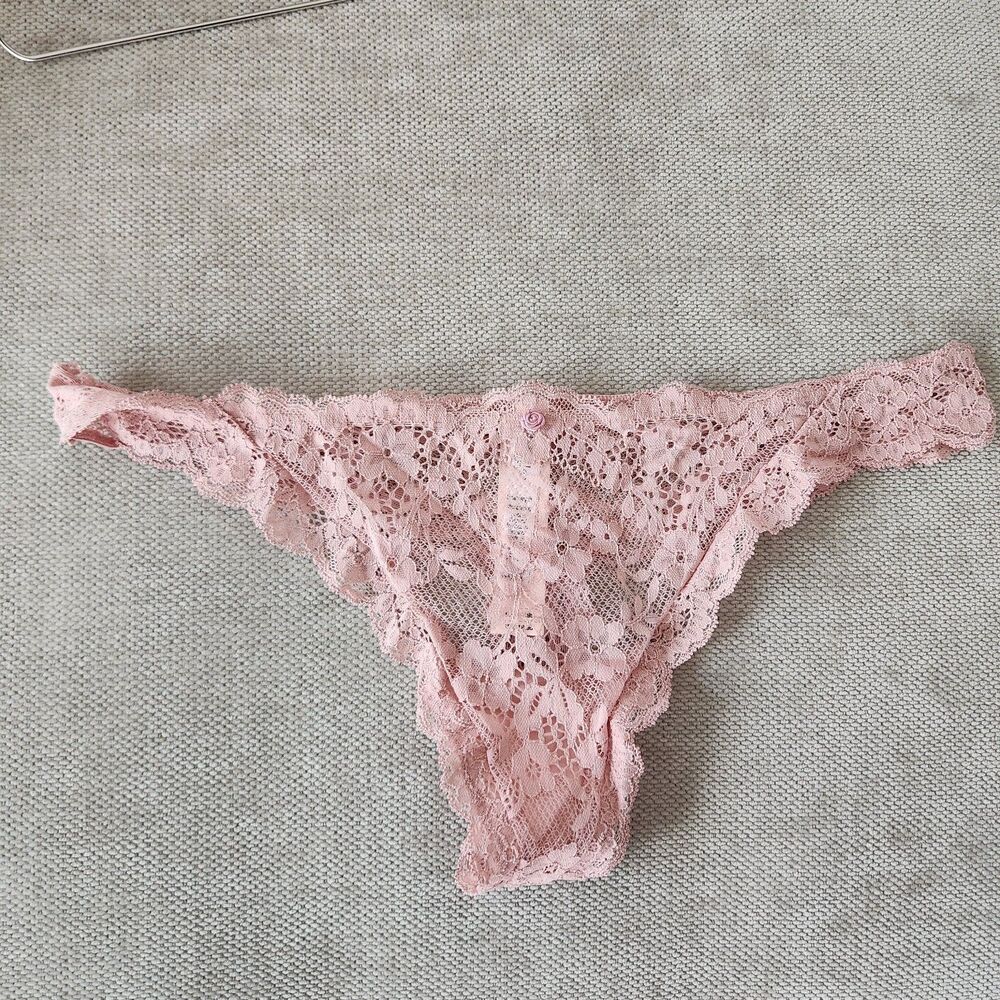 Victoria's Secret Women's XL Angel Pink Lace Thong Panty NWT